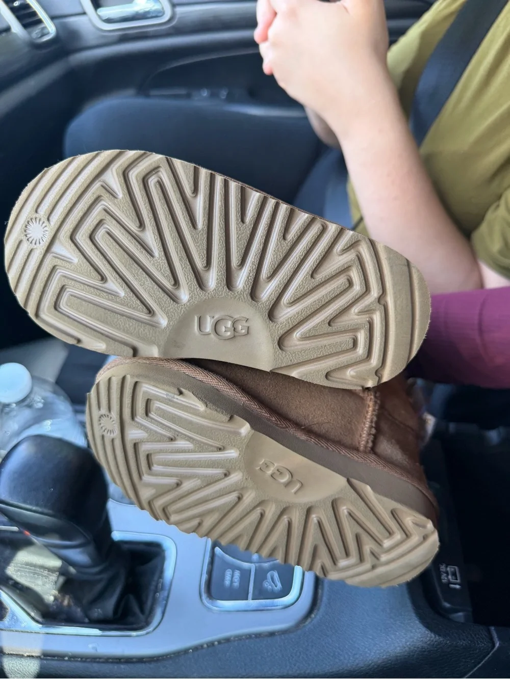 UGG Kids Chestnut Suede Bow Back Boots with Star-Print Bows
